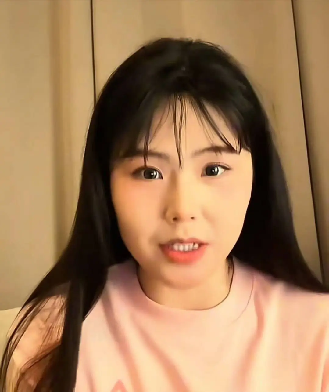 的层面, 对她而言, 超越了个人 的层面, 对她而言, 超越了个人