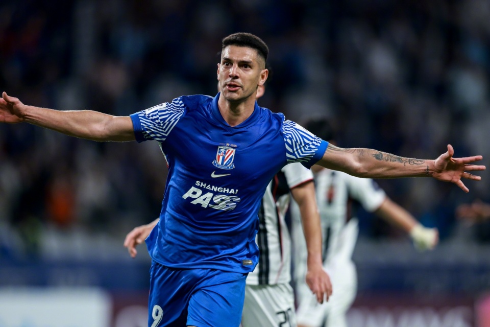 的进步也是, qT, 上取得好成 的进步也是, qT, 上取得好成